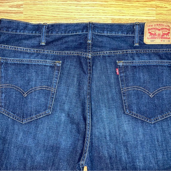 Levi’s 569 Loose Straight Fit Jeans Men’s Size 42x30 Dark Wash EUC - Picture 7 of 13
